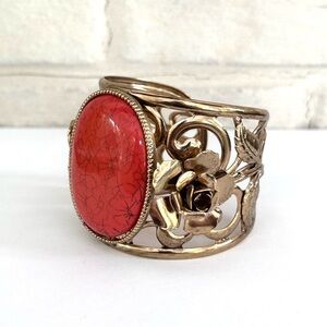 Chunky Coral Coloured Cabochon Gold Tone Metal Roses Bangle Bracelet